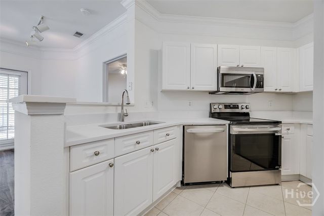 1513 Whitemarsh Way, Savannah, GA 31410