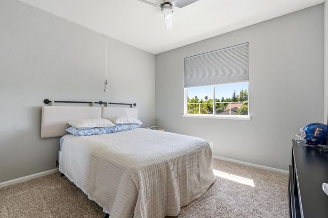 105 Foyle Ct, Folsom, CA 95630