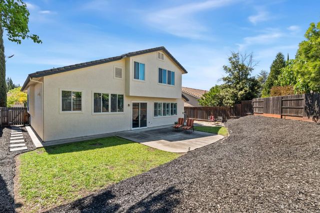 105 Foyle Ct, Folsom, CA 95630