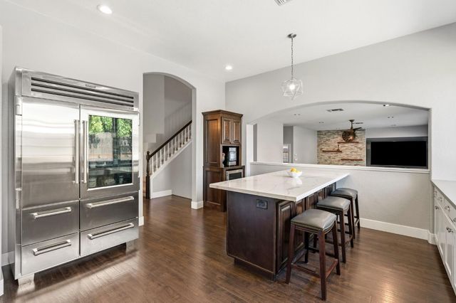 105 Foyle Ct, Folsom, CA 95630