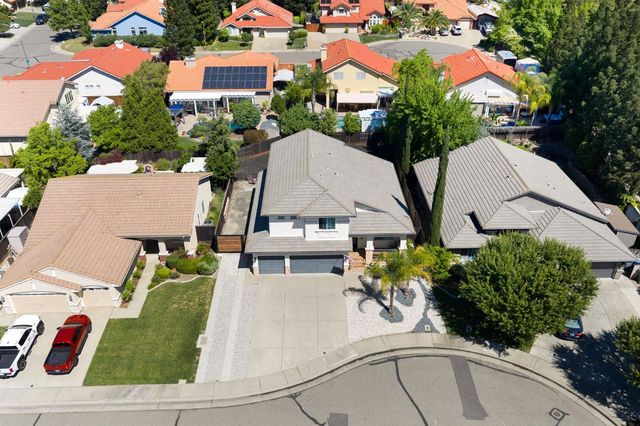 105 Foyle Ct, Folsom, CA 95630