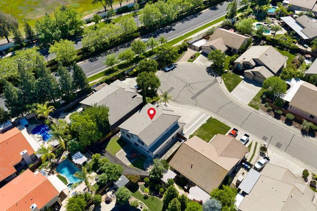 105 Foyle Ct, Folsom, CA 95630