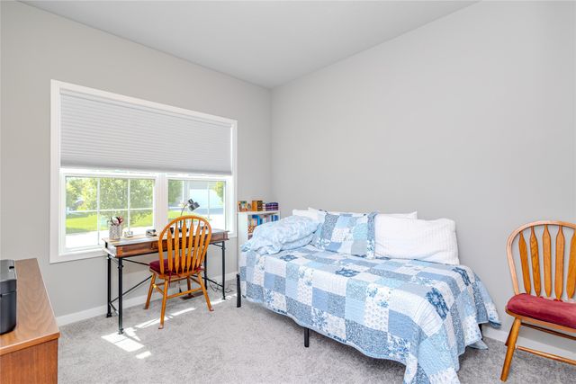 813 Pinehurst Way, Polk City, IA 50226