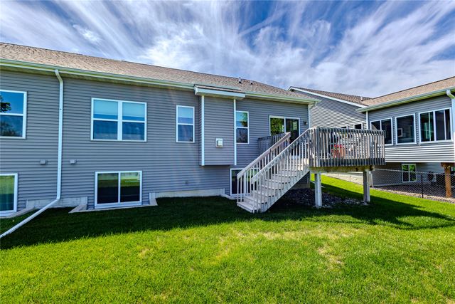 813 Pinehurst Way, Polk City, IA 50226