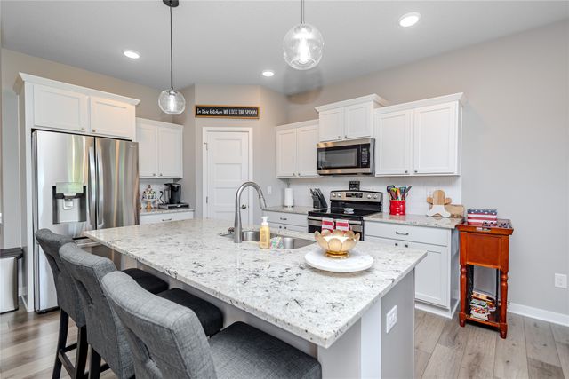813 Pinehurst Way, Polk City, IA 50226