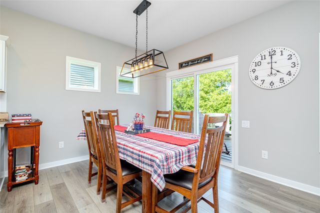 813 Pinehurst Way, Polk City, IA 50226