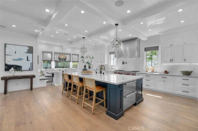 676 18th Street, Manhattan Beach, CA 90266