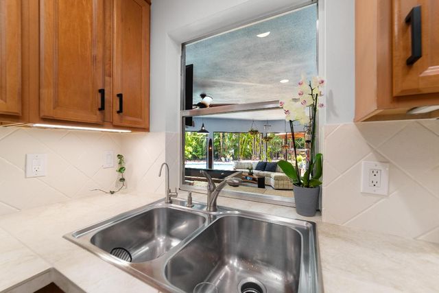 1721 SW 9th Street, Boca Raton, FL 33486