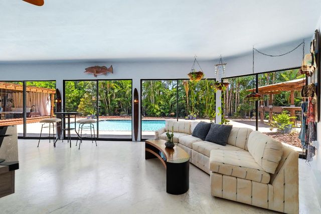 1721 SW 9th Street, Boca Raton, FL 33486