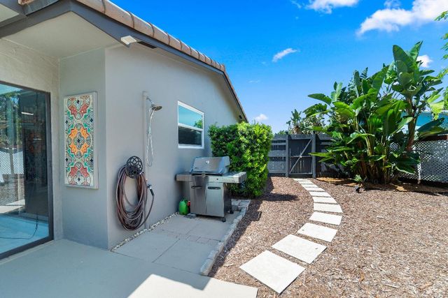 1721 SW 9th Street, Boca Raton, FL 33486