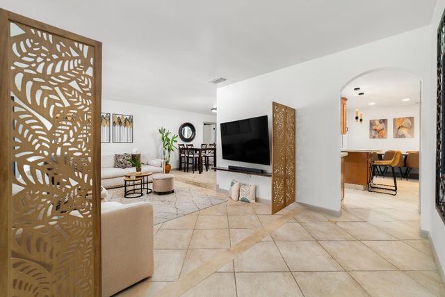 1721 SW 9th Street, Boca Raton, FL 33486