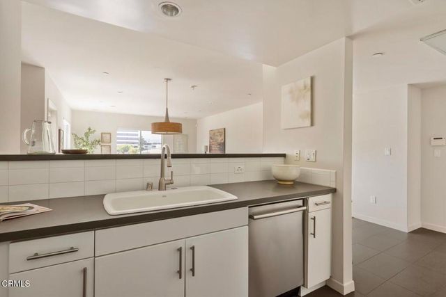159 W Green Street 407A, Pasadena, CA 91105