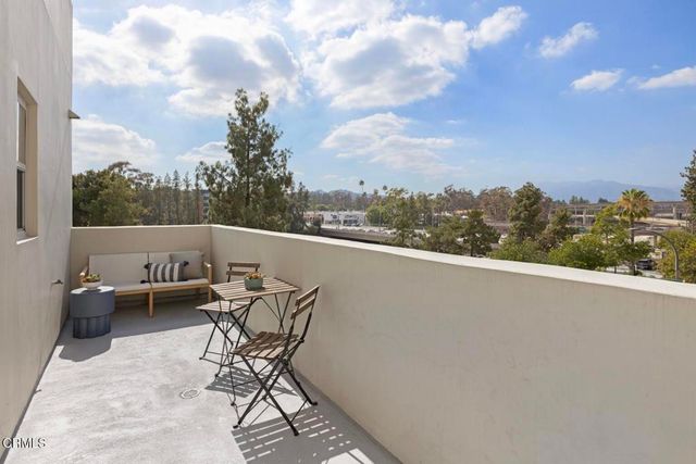 159 W Green Street 407A, Pasadena, CA 91105