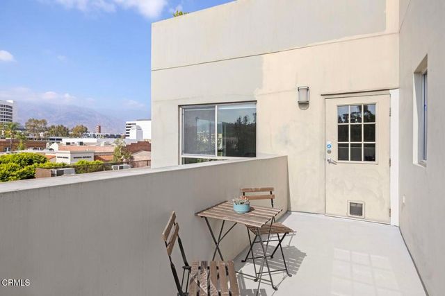 159 W Green Street 407A, Pasadena, CA 91105