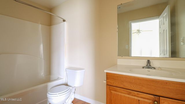 8700 Spring Avenue, C, Ocean Springs, MS 39564