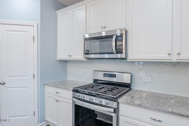 87 E Ravano Drive, Clayton, NC 27527