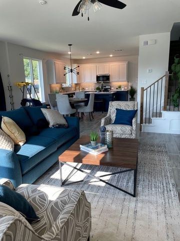 376 Oakbend Drive, Lewisville, TX 75067