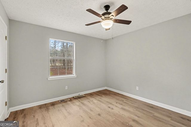 253 Ruth Drive, Newnan, GA 30265