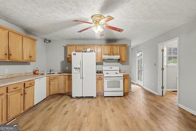 253 Ruth Drive, Newnan, GA 30265