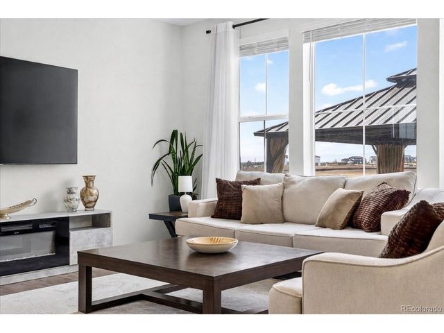 10271 Tucson St, Commerce City, CO 80022