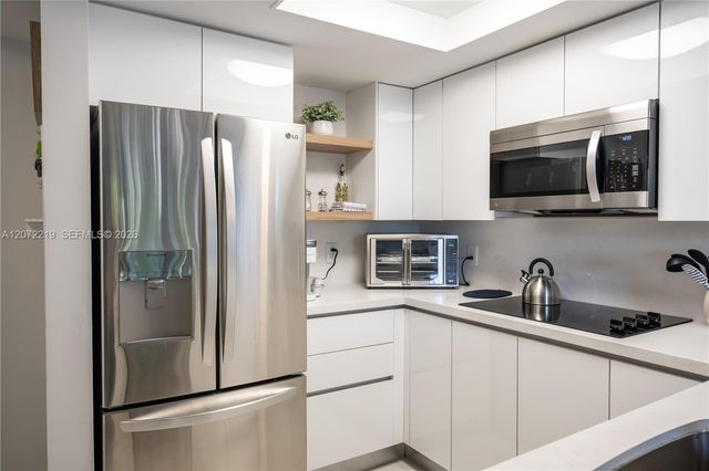 2951 S Bayshore Drive 505, Miami, FL 33133