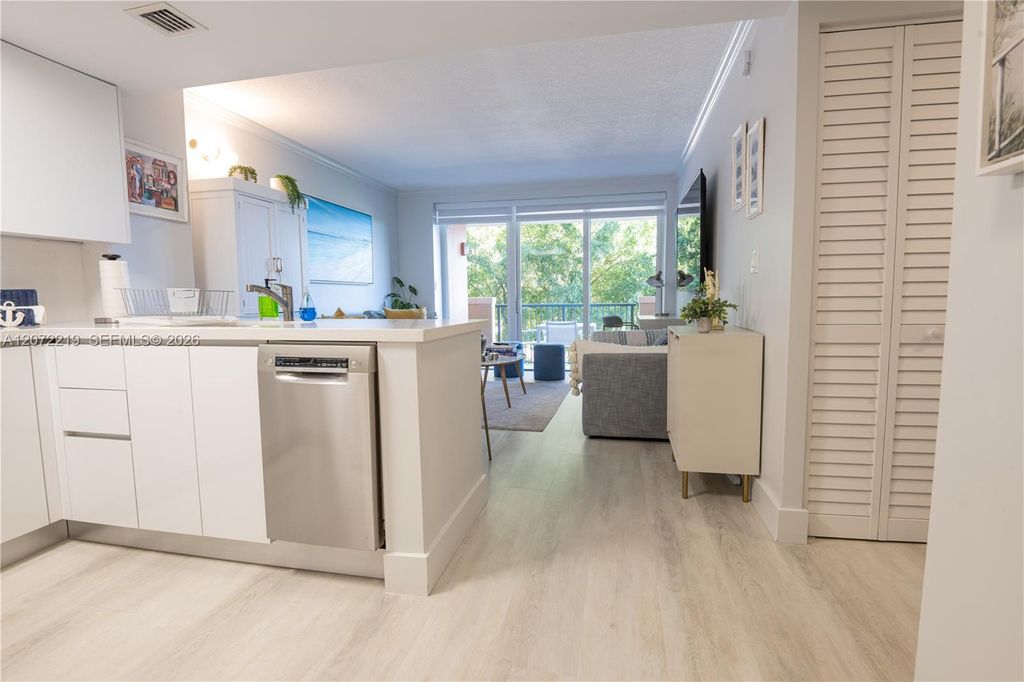 2951 S Bayshore Drive 505, Miami, FL 33133