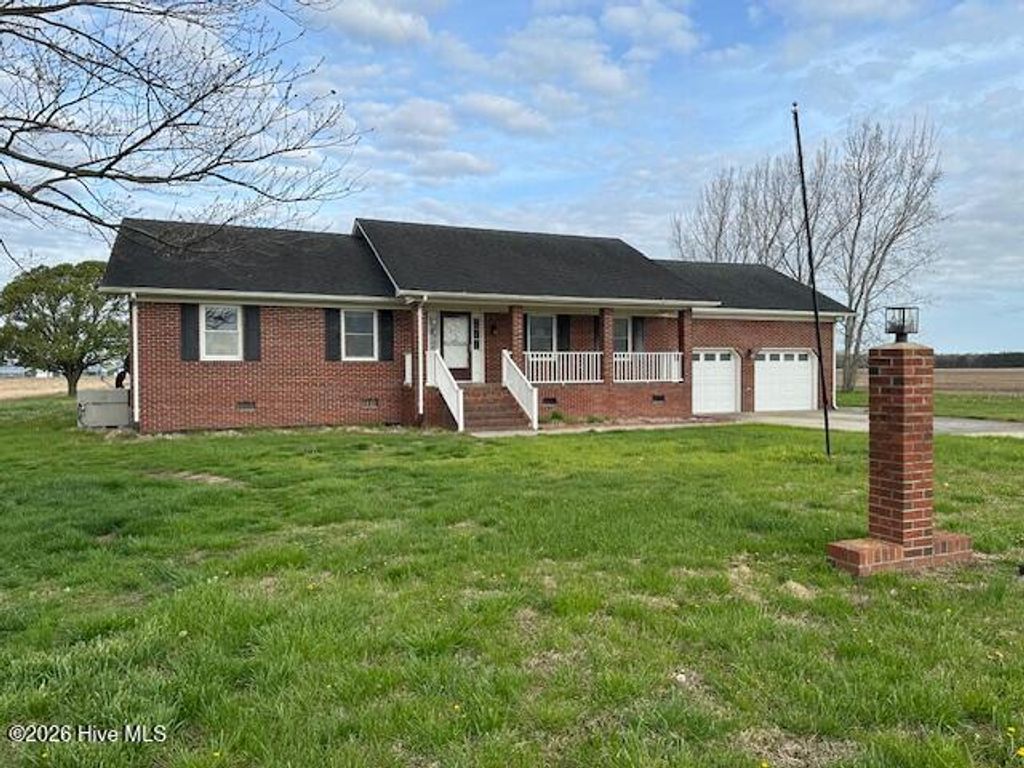 813 Cherry Glade Road, Elizabeth City, NC 27909