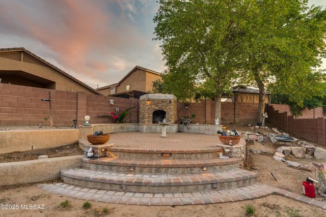 17276 S Sienna Bluffs Trail, Vail, AZ 85641