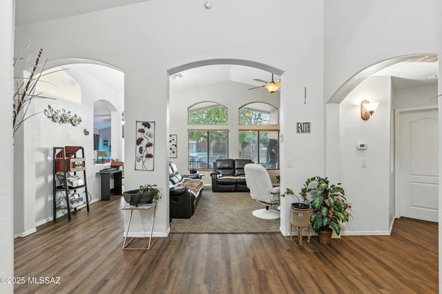 17276 S Sienna Bluffs Trail, Vail, AZ 85641