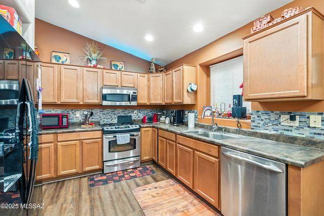 17276 S Sienna Bluffs Trail, Vail, AZ 85641