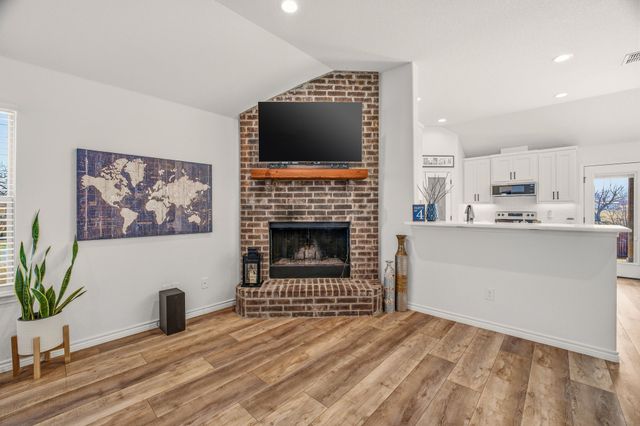 100 Wiley Street, Stephenville, TX 76401