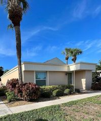 6301 MANATEE AVENUE W, Bradenton, FL 34209