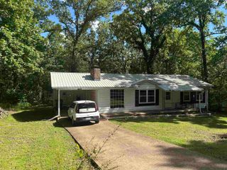 34 Cheyenne Drive, Cherokee Village, AR 72529