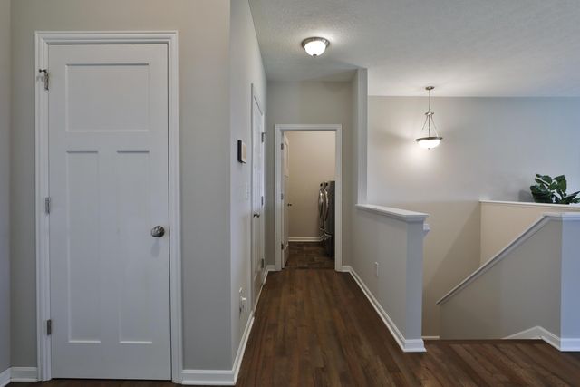 4884 Black Sycamore Drive, Columbus, OH 43231
