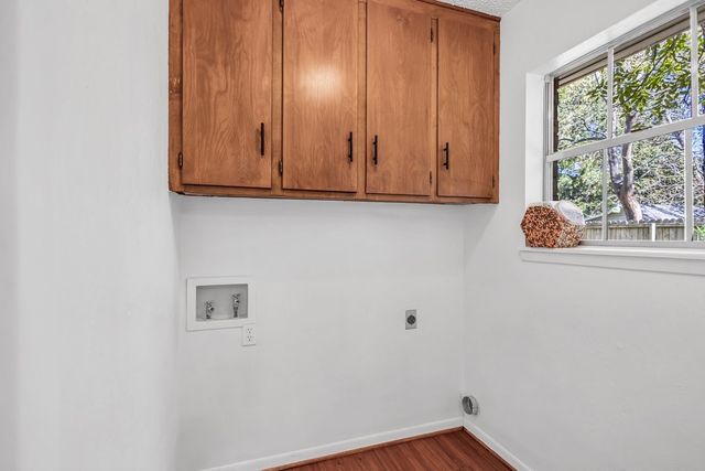 815 N Bledsoe Street, Gilmer, TX 75644