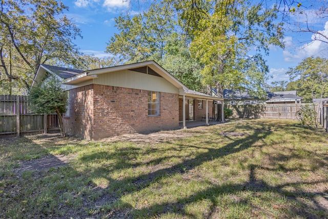815 N Bledsoe Street, Gilmer, TX 75644