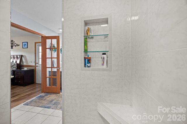 32 Keller Street, Waynesville, NC 28786