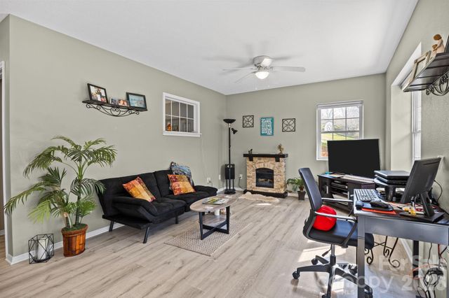 32 Keller Street, Waynesville, NC 28786