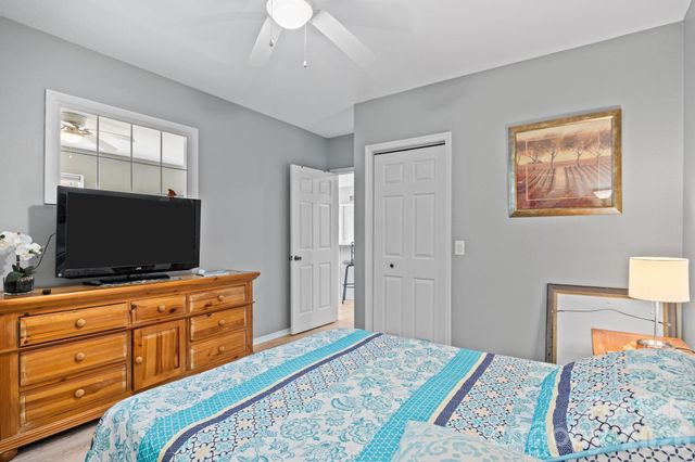 32 Keller Street, Waynesville, NC 28786