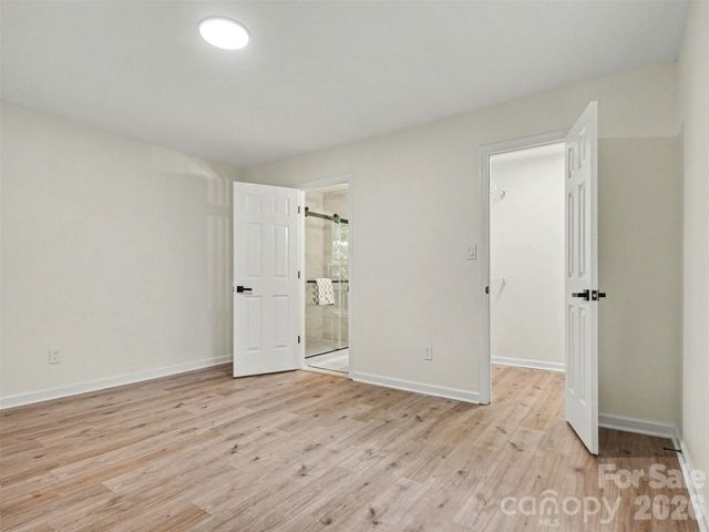 7382 Summit Drive, Denver, NC 28037