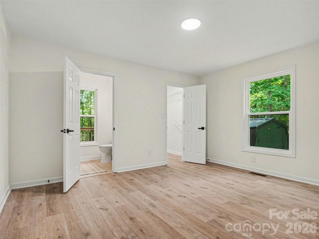 7382 Summit Drive, Denver, NC 28037