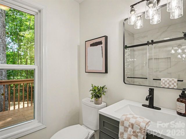 7382 Summit Drive, Denver, NC 28037