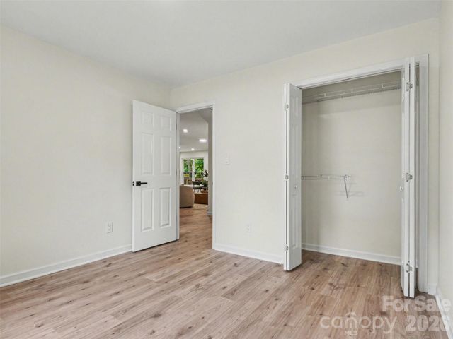 7382 Summit Drive, Denver, NC 28037