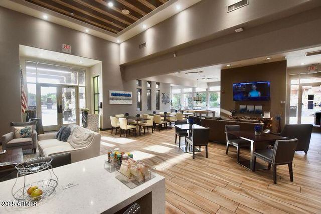 19777 N 76TH Street 1123, Scottsdale, AZ 85255