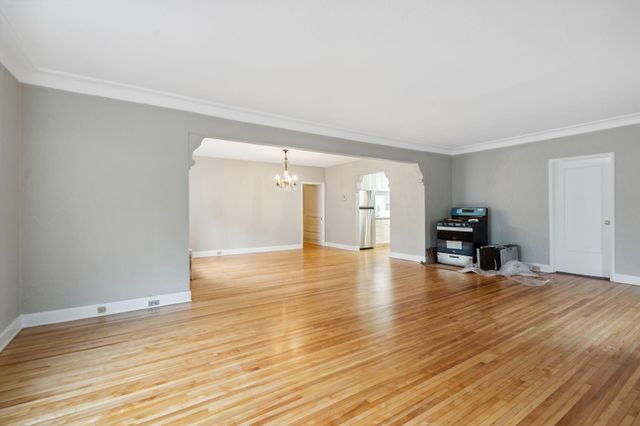 3420 Humboldt Avenue S, Minneapolis, MN 55408