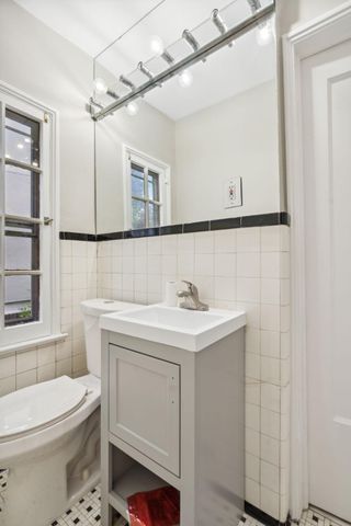 3420 Humboldt Avenue S, Minneapolis, MN 55408