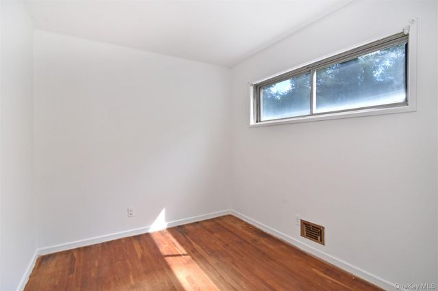 582 Washington Avenue, Pleasantville, NY 10570