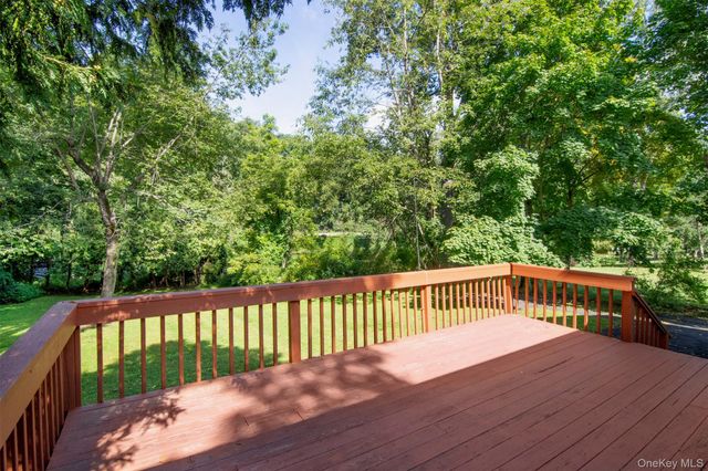 582 Washington Avenue, Pleasantville, NY 10570