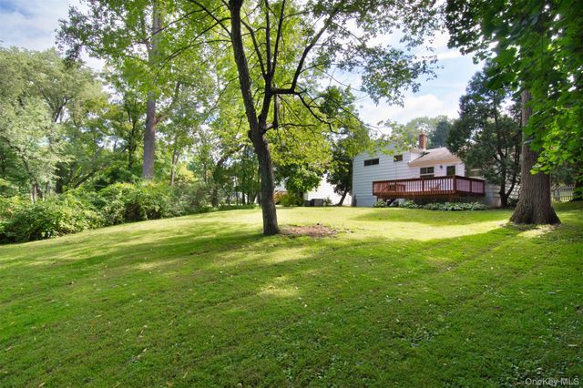 582 Washington Avenue, Pleasantville, NY 10570
