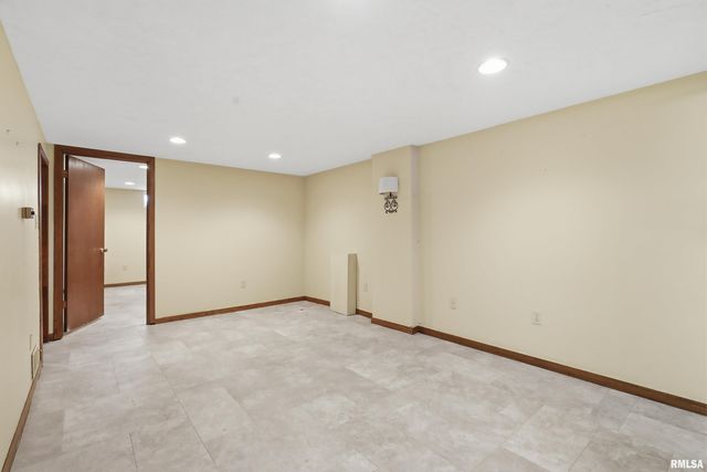 1508 32ND Street, Moline, IL 61265